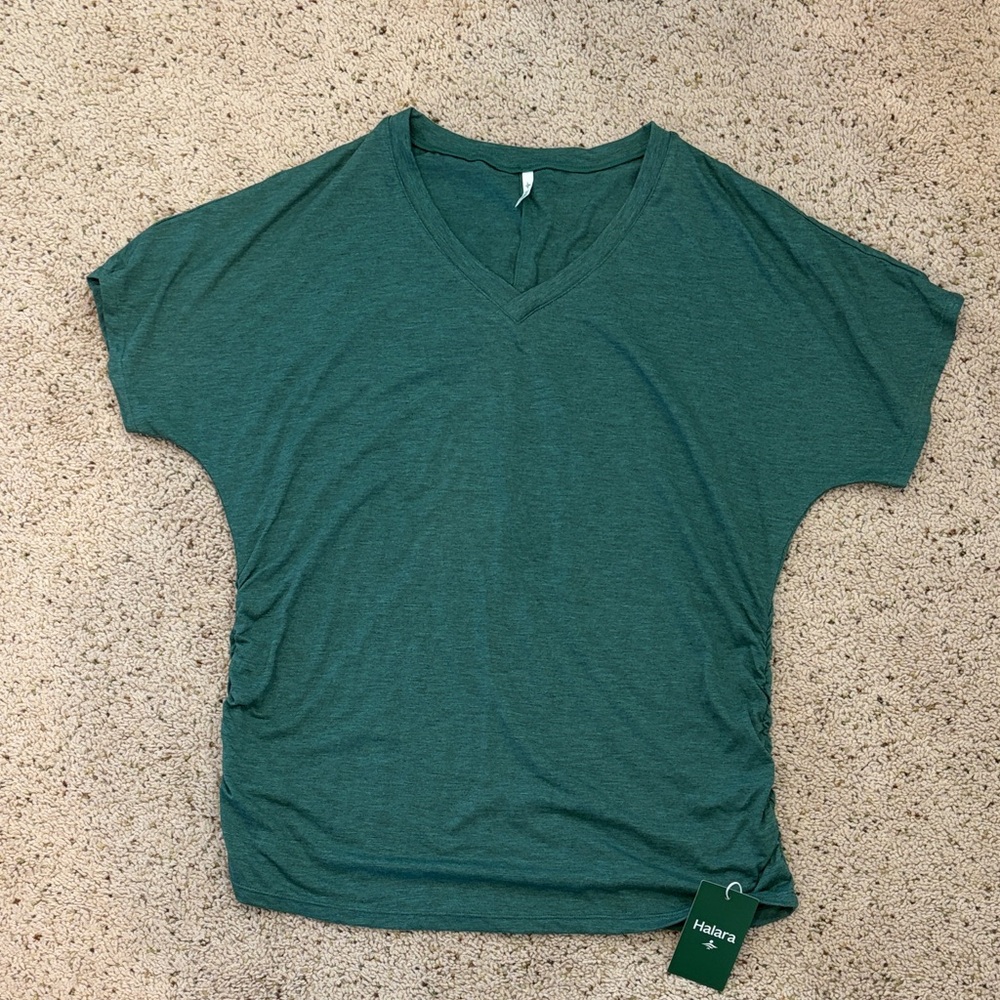 HALARA Women's Green V-Neck Short Sleeve Tee